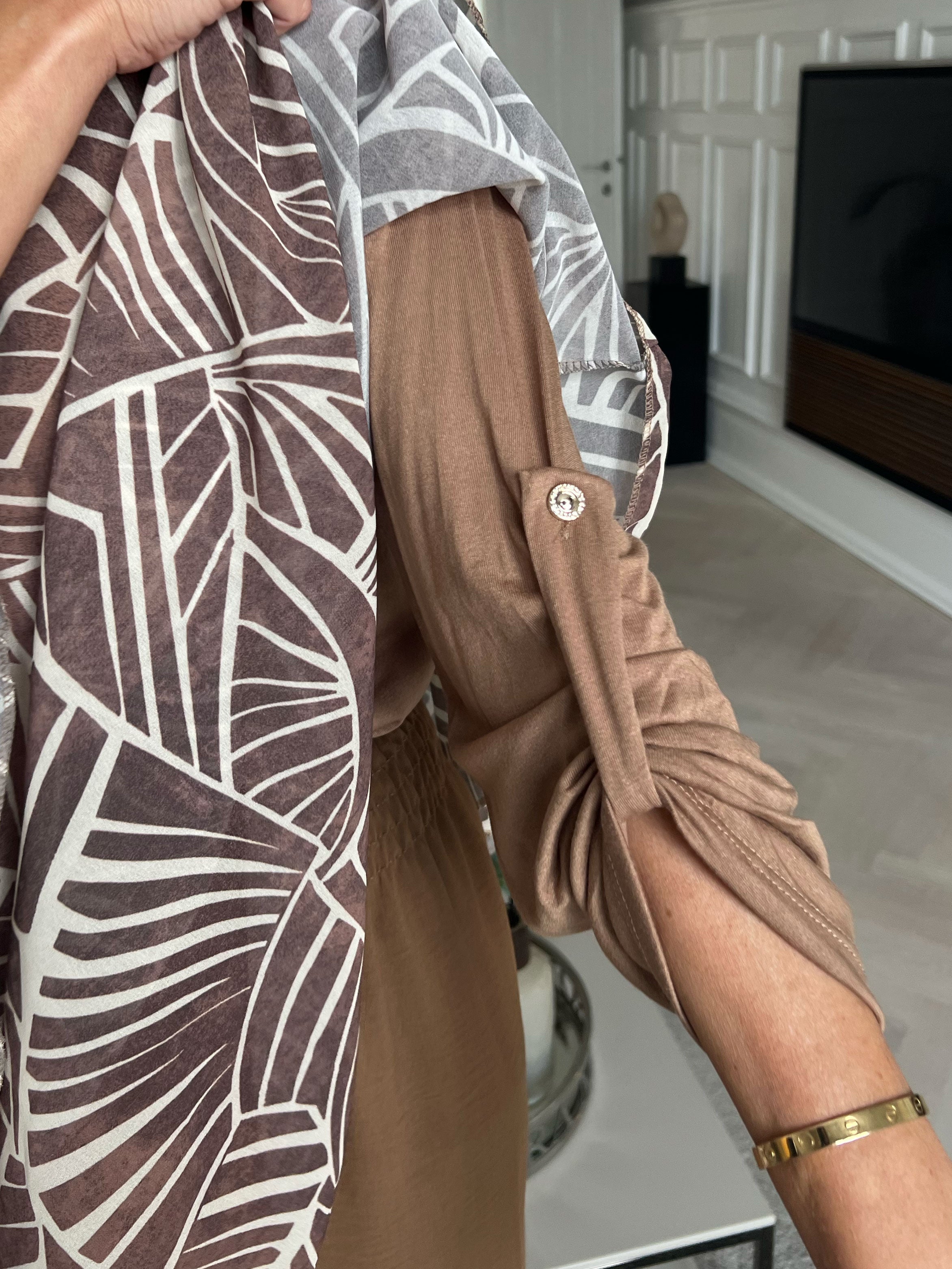 Kenya Pattern Shirt - Mönstrad tunika med chiffonglager